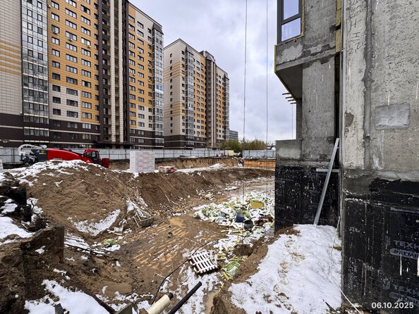 6 октября 2025
