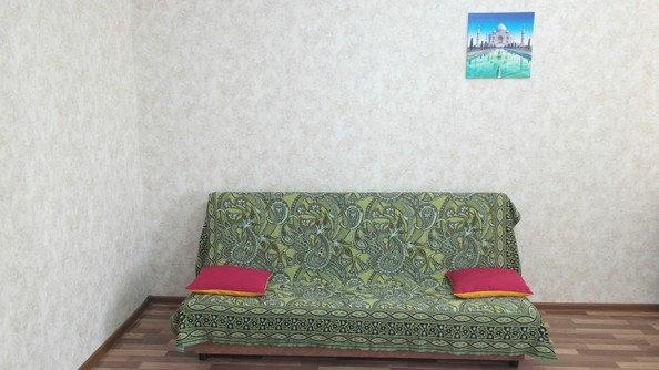 
  Сдам посуточно в аренду 1-комнатную квартиру, 40 м², Красноярск

. Фото 2.