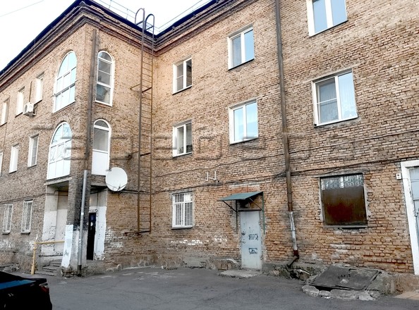 
   Продам 4-комнатную, 95 м², Калинина ул, 5Б

. Фото 21.