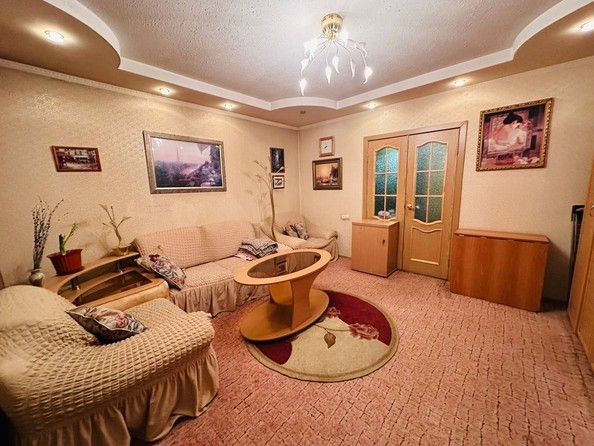 
   Продам 3-комнатную, 67.6 м², Ястынская ул, 4

. Фото 2.