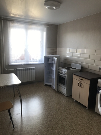 
  Сдам в аренду 2-комнатную квартиру, 64 м², Красноярск

. Фото 3.