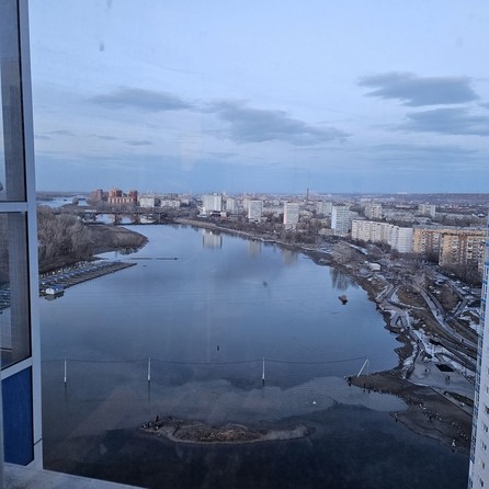 
  Сдам в аренду 1-комнатную квартиру, 42 м², Красноярск

. Фото 1.