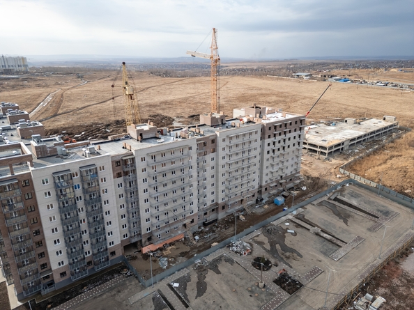 
   Продам 2-комнатную, 52.87 м², Мята, дом 2, секции 4-6

. Фото 12.