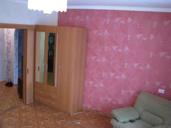 
  Сдам в аренду 1-комнатную квартиру, 42 м², Красноярск

. Фото 1.
