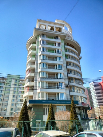 
   Продам 1-комнатную, 67.2 м², Алексеева ул, 93

. Фото 3.