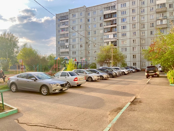 
   Продам 2-комнатную, 52 м², Ладо Кецховели ул, 75

. Фото 13.