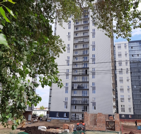 
   Продам 2-комнатную, 58.1 м², Белый квартал на Свободном, дом 2

. Фото 8.