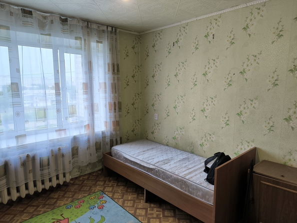 
   Продам секционку, 13.4 м², Юности ул, 5

. Фото 2.