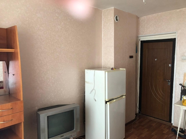 
  Сдам в аренду комнату, 12 м², Красноярск

. Фото 1.