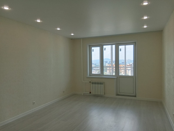 
   Продам 2-комнатную, 51 м², Матросова ул, 36

. Фото 2.