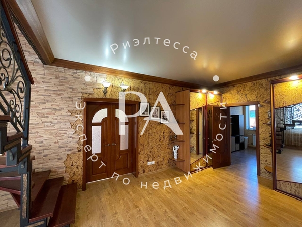 
   Продам дом, 328 м², Красноярск

. Фото 9.