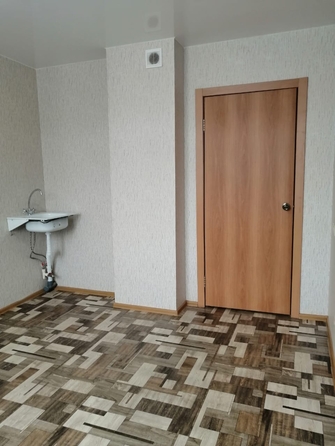 
   Продам 1-комнатную, 35.3 м², Карамзина ул, 18

. Фото 1.