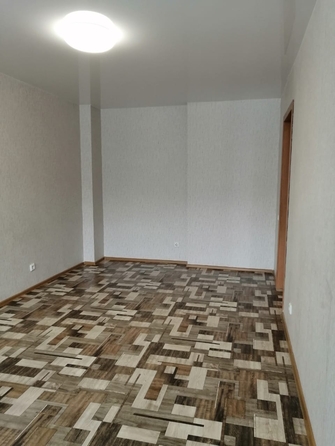 
   Продам 1-комнатную, 35.3 м², Карамзина ул, 18

. Фото 2.