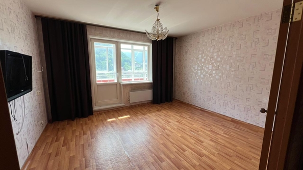 
   Продам 1-комнатную, 41 м², Свердловская ул, 139

. Фото 2.