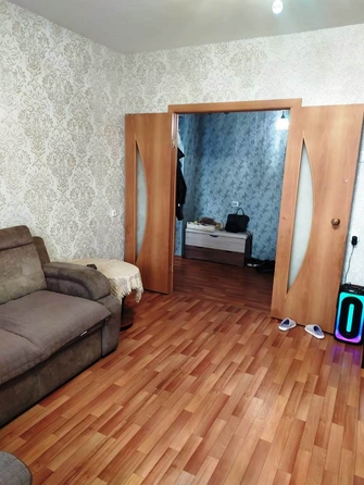 
   Продам 1-комнатную, 40 м², Петра Подзолкова ул, 3а

. Фото 2.