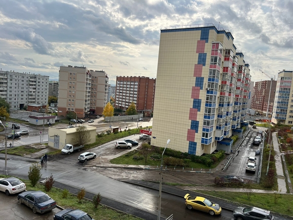 
   Продам 1-комнатную, 35.6 м², 60 лет образования СССР пр-кт, 30

. Фото 1.