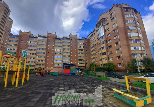 
   Продам 1-комнатную, 44 м², Елены Стасовой ул, 40а

. Фото 1.