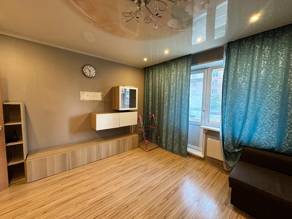 
   Продам 3-комнатную, 72 м², Алексеева ул, 25

. Фото 10.