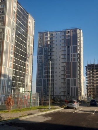 
   Продам 2-комнатную, 60.9 м², Мичурино, дом 2 строение 4

. Фото 1.