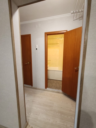 
  Сдам в аренду 2-комнатную квартиру, 52 м², Красноярск

. Фото 8.