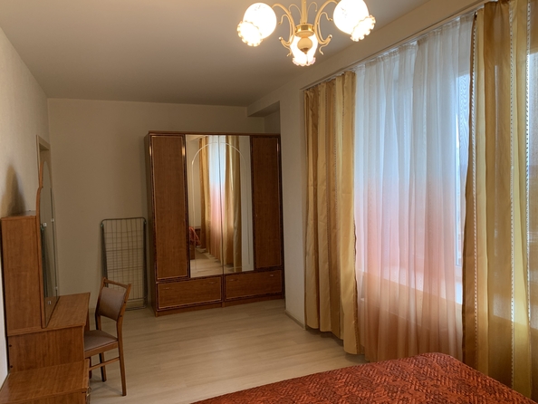 
  Сдам в аренду 2-комнатную квартиру, 60 м², Красноярск

. Фото 8.