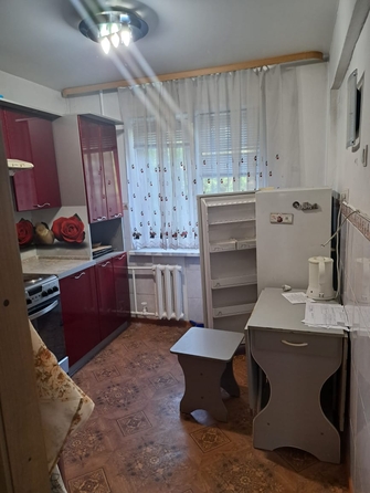 
  Сдам в аренду 3-комнатную квартиру, 57 м², Красноярск

. Фото 7.