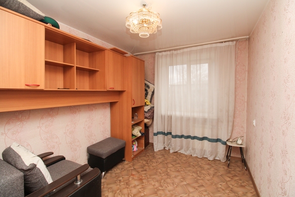 
   Продам 3-комнатную, 64 м², 8 Марта ул, 20

. Фото 3.