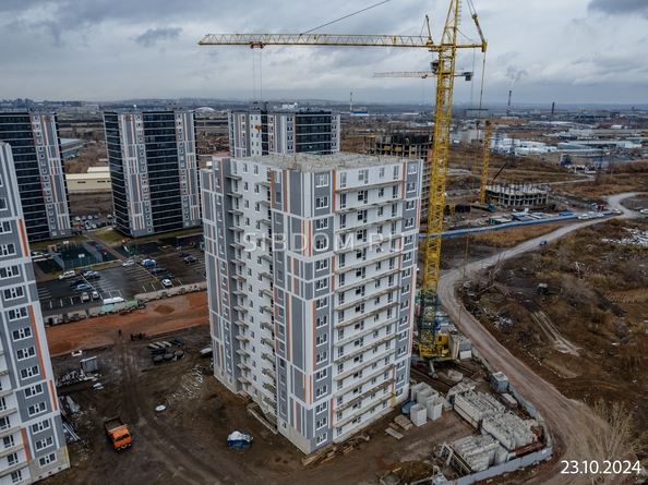 
   Продам 1-комнатную, 44.6 м², Мичурино, дом 2 строение 6

. Фото 2.