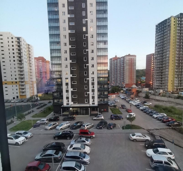 
   Продам 2-комнатную, 56.3 м², Судостроительная ул, 31в

. Фото 4.