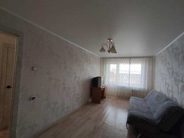 
   Продам 1-комнатную, 31 м², Красноярский Рабочий пр-кт, 14а

. Фото 1.