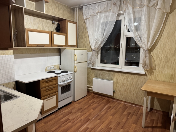 
  Сдам в аренду 1-комнатную квартиру, 42 м², Красноярск

. Фото 3.