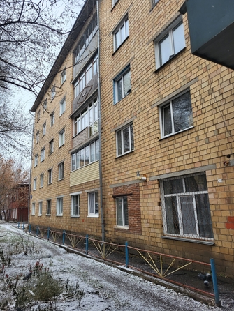 
   Продам гостинку, 18 м², Панфиловцев ул, 7

. Фото 1.