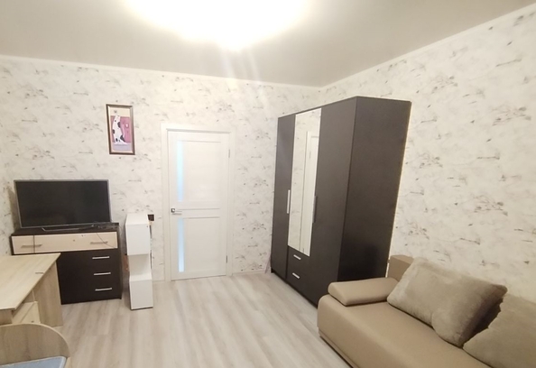 
  Сдам в аренду 2-комнатную квартиру, 48 м², Красноярск

. Фото 7.