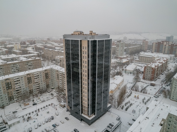 
   Продам 2-комнатную, 179.9 м², Ладо Кецховели ул, 36

. Фото 2.