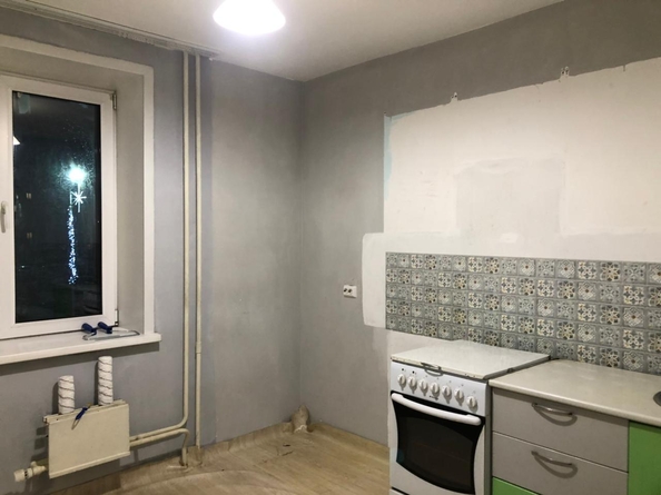 
   Продам 1-комнатную, 34.3 м², Калинина ул, 18

. Фото 2.