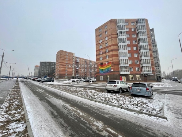 
   Продам 3-комнатную, 87.4 м², Северное шоссе, 48

. Фото 1.