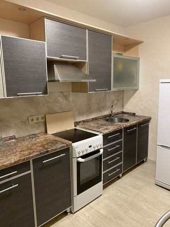 
  Сдам в аренду 3-комнатную квартиру, 66 м², Красноярск

. Фото 2.