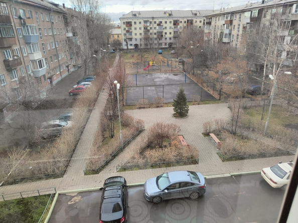 
  Сдам в аренду 1-комнатную квартиру, 42 м², Красноярск

. Фото 14.