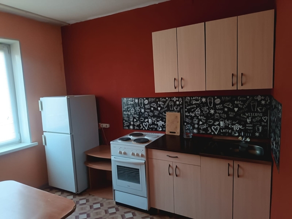 
  Сдам в аренду 2-комнатную квартиру, 54 м², Красноярск

. Фото 1.