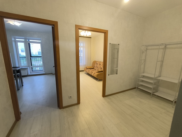 
  Сдам в аренду 1-комнатную квартиру, 37.5 м², Красноярск

. Фото 1.