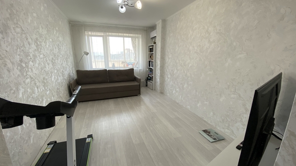 
  Продам 1-комн. квартиру, 42 м², Куйбышева ул, д. 97г
. Фото 5.