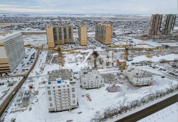 
   Продам 2-комнатную, 58.2 м², Три слона, дом 1

. Фото 4.