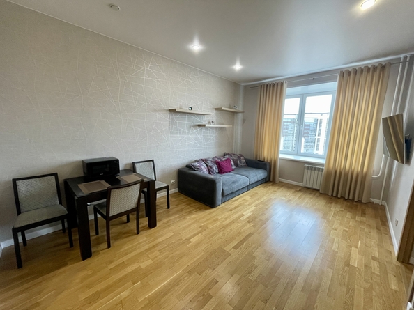 
  Сдается посуточно 2-комн. квартира, 46 м², Авиаторов ул, д. 21
. Фото 7.