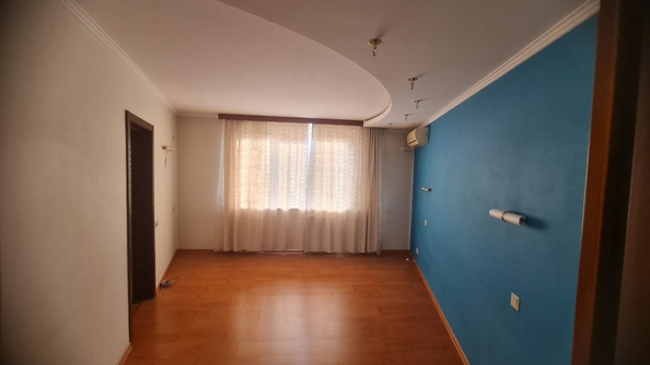 
  Сдам в аренду 4-комнатную квартиру, 84.1 м², Красноярск

. Фото 6.