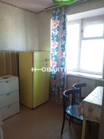 
   Продам 1-комнатную, 28.9 м², Арбузова ул, 104

. Фото 3.