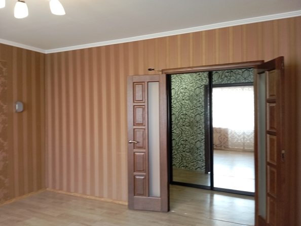 
  Сдам 3-комн. квартиру, 71 м², Киренского ул, д. 67
. Фото 5.