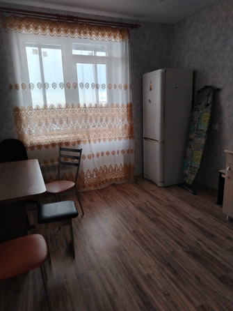 
  Сдам в аренду 1-комнатную квартиру, 32 м², Красноярск

. Фото 1.