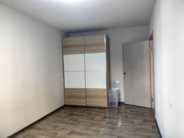 
   Продам 2-комнатную, 50 м², Елены Стасовой ул, 50б

. Фото 11.