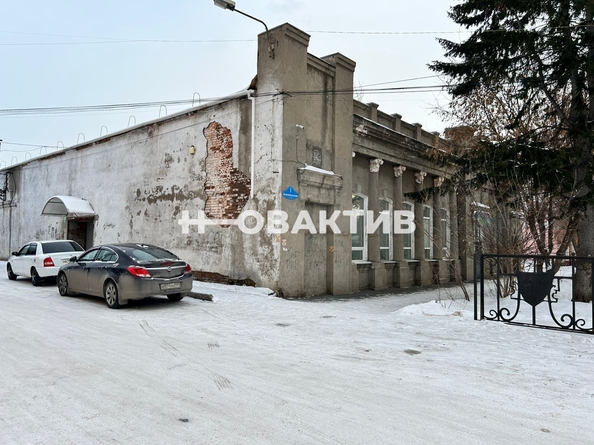 
   Сдам торговое помещение, 720.5 м², Комсомольская ул, 1

. Фото 9.