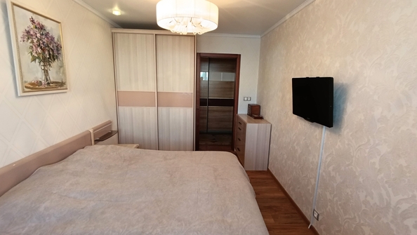 
   Продам 3-комнатную, 73 м², Мужества ул, 22

. Фото 6.